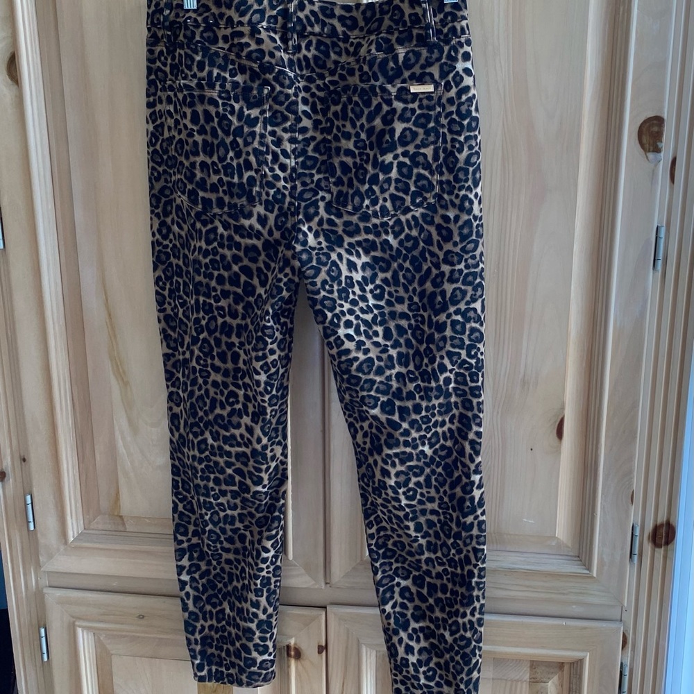 NWOT White House Blk Market leopard pants Sz 30. Never worn perfect cond. $20 - Picture 2 of 13